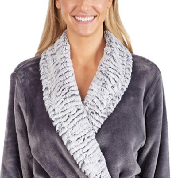 Carole Hochman Ladies' Plush Wrap Robe - Picture 2 of 8